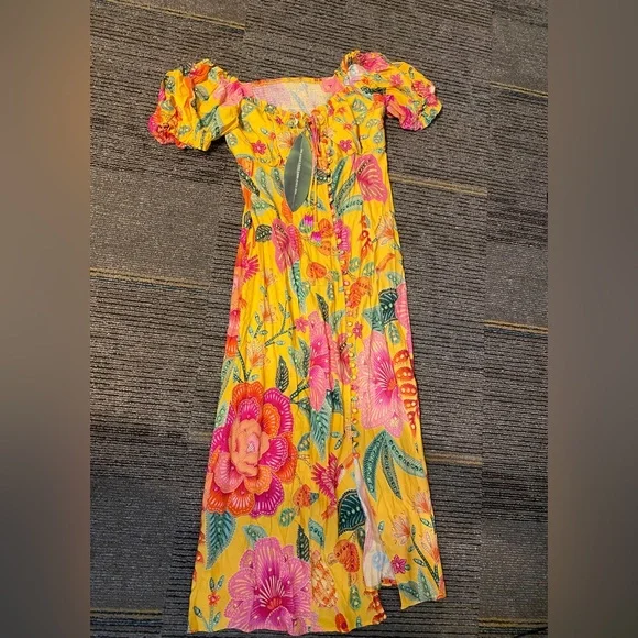 Farm Rio MACAW BLOOM YELLOW MIDI
DRESS Large - Picture 4 of 7